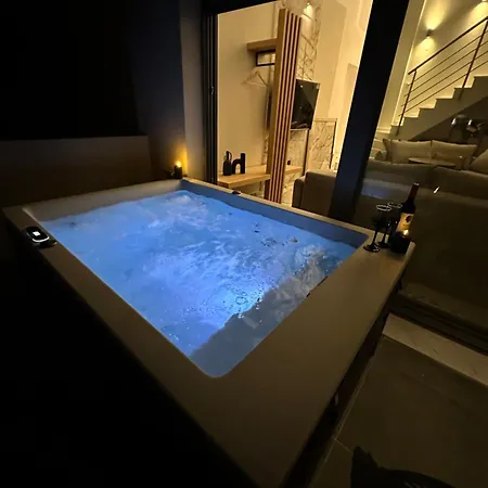 Artion Jacuzzi דירה