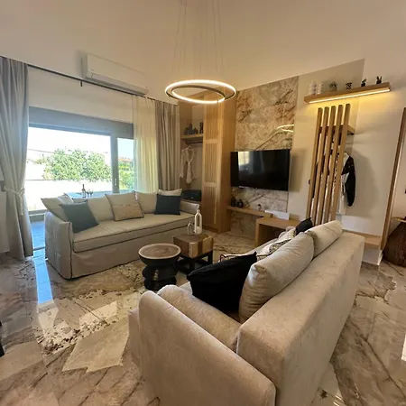 דירה Artion Jacuzzi ניקיטי