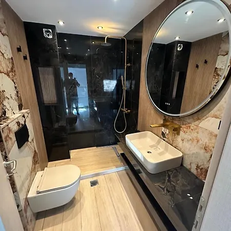 Artion Jacuzzi דירה ניקיטי